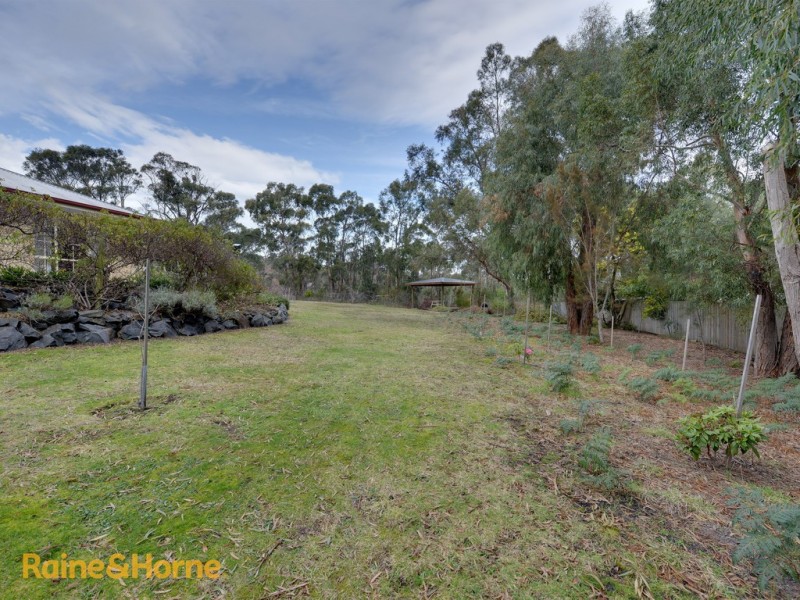 18 Burwood Drive, Blackmans Bay TAS 7052