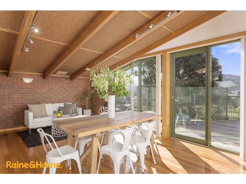 73 Auburn Road, Kingston Beach TAS 7050