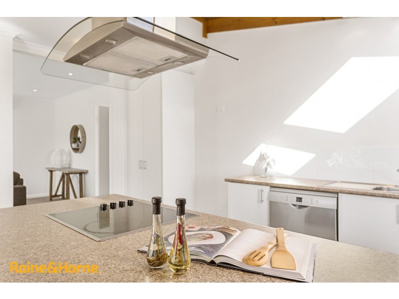 73 Auburn Road, Kingston Beach TAS 7050