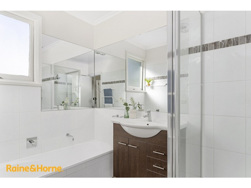 73 Auburn Road, Kingston Beach TAS 7050