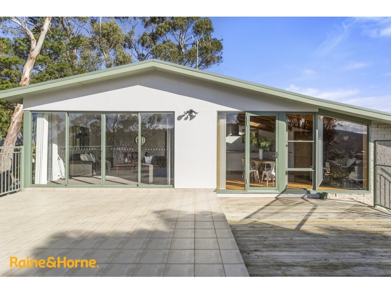 73 Auburn Road, Kingston Beach TAS 7050