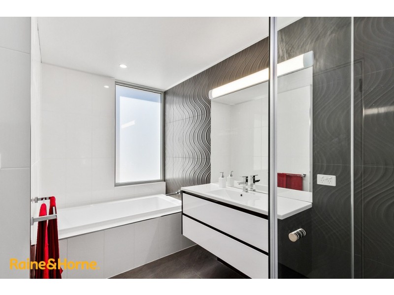 3/23 Powell Road, Blackmans Bay TAS 7052