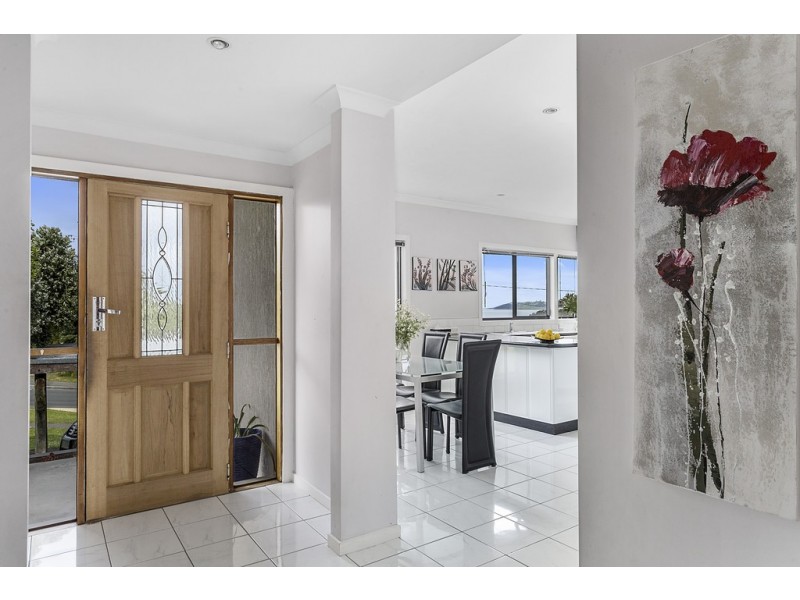 165 Roslyn Avenue, Blackmans Bay TAS 7052