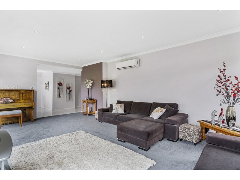 165 Roslyn Avenue, Blackmans Bay TAS 7052