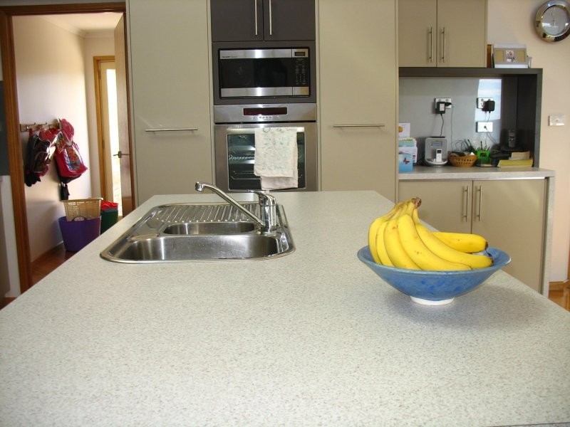 83 Kingston View Drive, Kingston TAS 7050