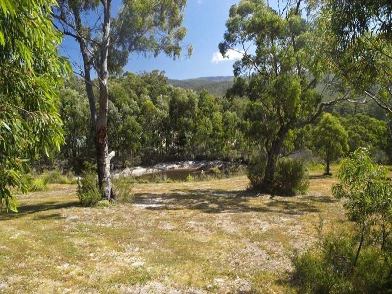 42 Manuka Road, Oyster Cove TAS 7150