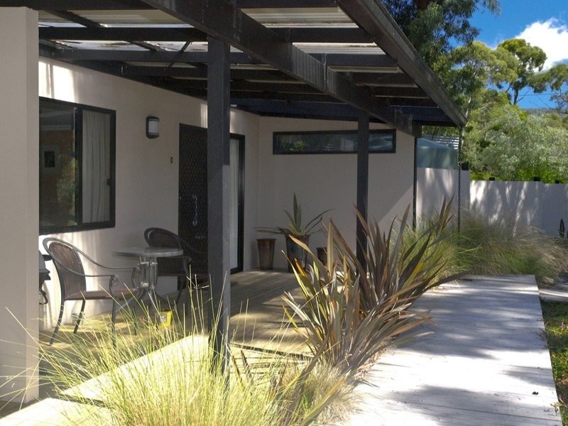 42 Manuka Road, Oyster Cove TAS 7150