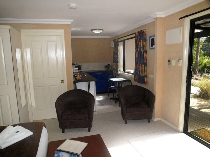 42 Manuka Road, Oyster Cove TAS 7150