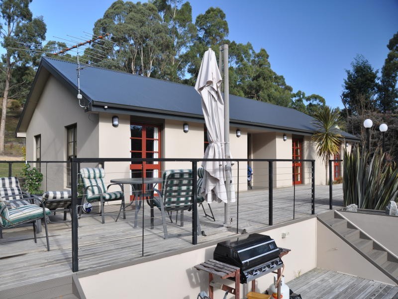42 Manuka Road, Oyster Cove TAS 7150