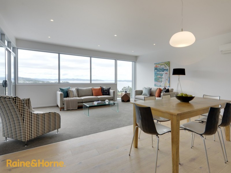Unit 3/30 Caladium Place, Blackmans Bay TAS 7052