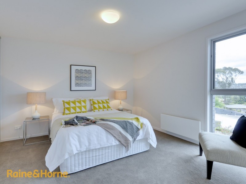 Unit 3/30 Caladium Place, Blackmans Bay TAS 7052