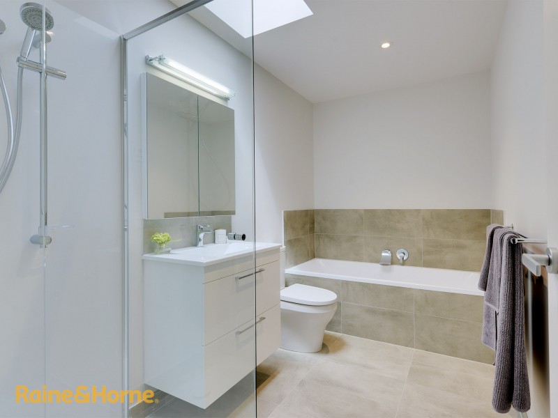 Unit 3/30 Caladium Place, Blackmans Bay TAS 7052