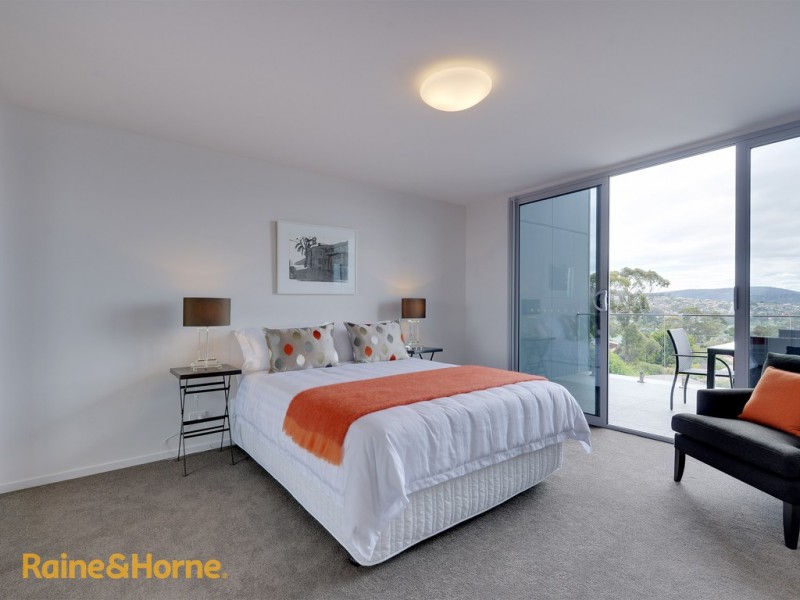 Unit 3/30 Caladium Place, Blackmans Bay TAS 7052