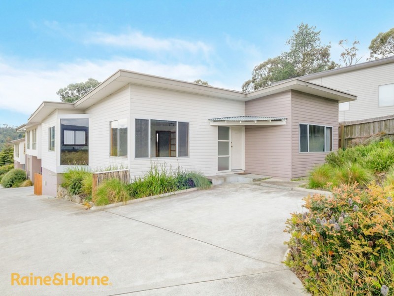 Unit 1 of 38 Hutchins Street, Kingston TAS 7050