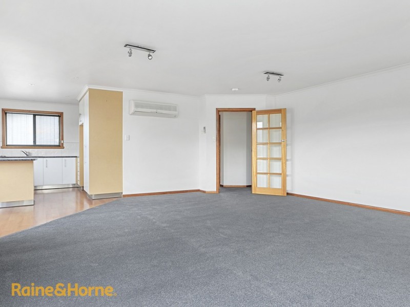 Unit 1 of 38 Hutchins Street, Kingston TAS 7050
