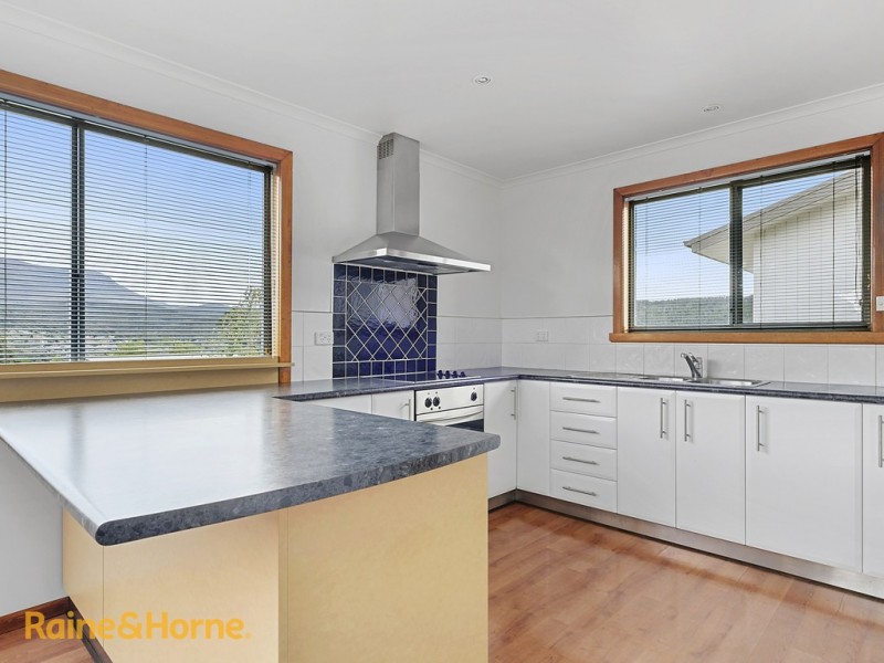 Unit 1 of 38 Hutchins Street, Kingston TAS 7050