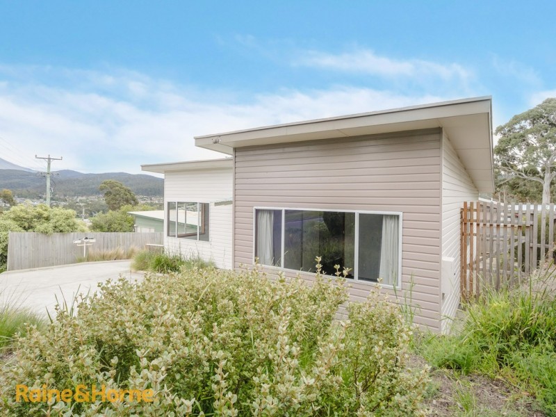 Unit 1 of 38 Hutchins Street, Kingston TAS 7050
