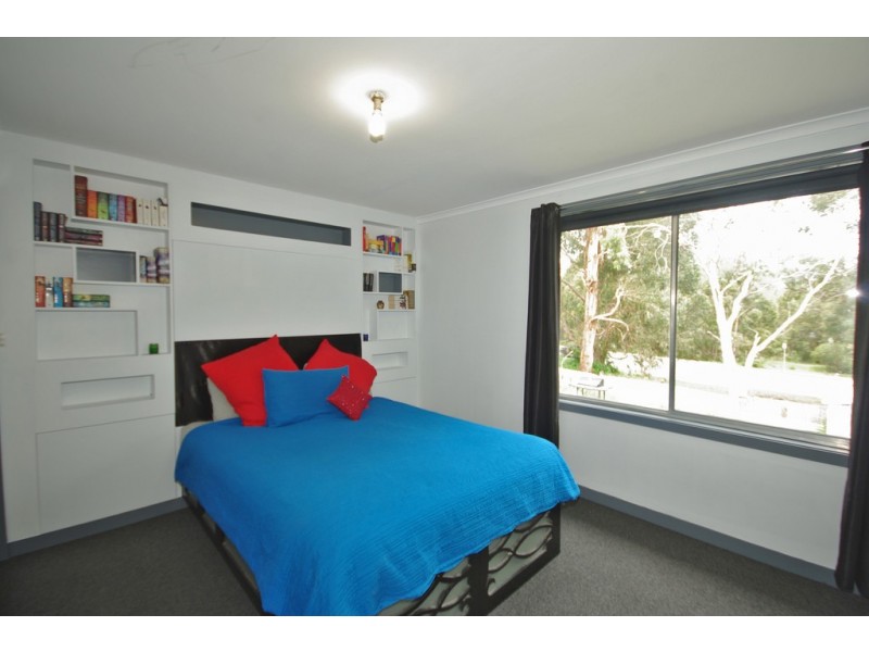 24 Waratah Street, Kingston TAS 7050