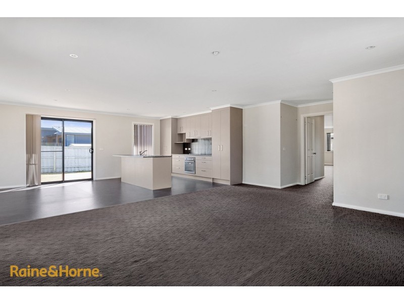 8 Dickson Street, Electrona TAS 7054