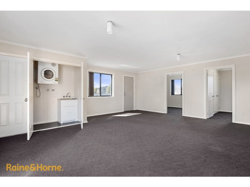 8 Dickson Street, Electrona TAS 7054