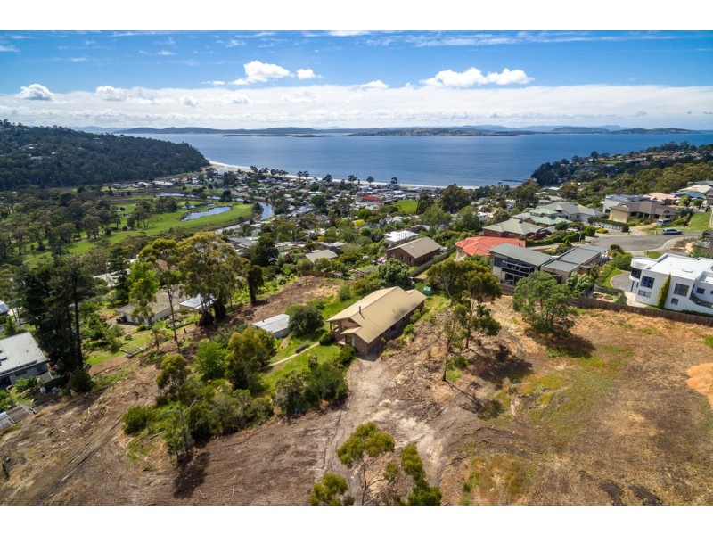 42 L Hutchins Street, Kingston TAS 7050