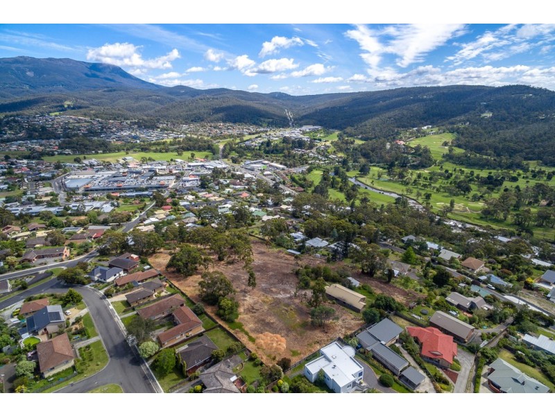 42 L Hutchins Street, Kingston TAS 7050