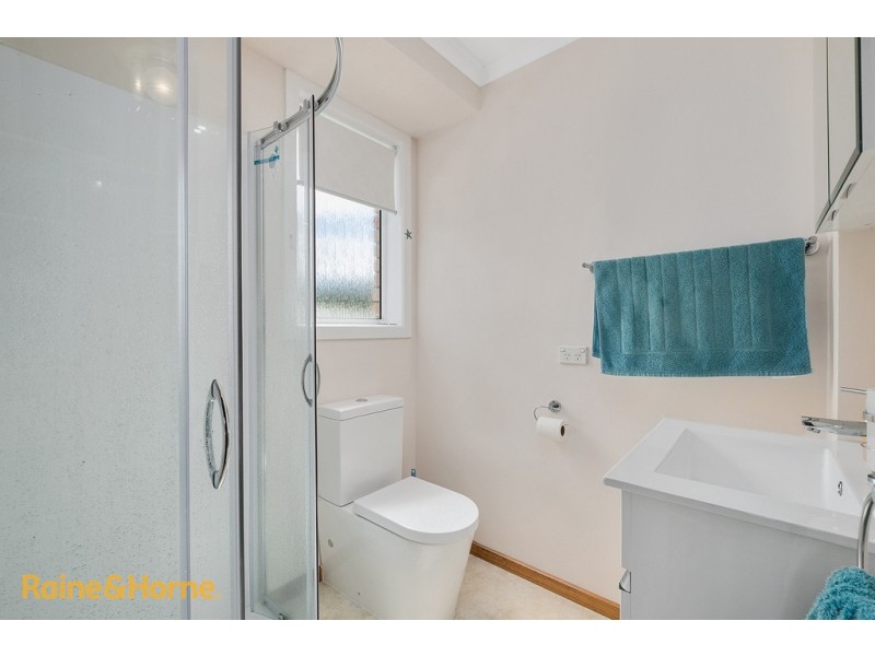 39 Wattle Street, Kingston TAS 7050