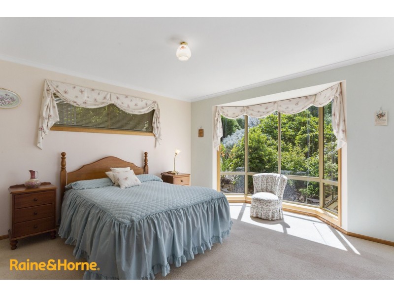 2 Jodie Court, Blackmans Bay TAS 7052