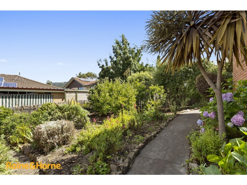 2 Jodie Court, Blackmans Bay TAS 7052