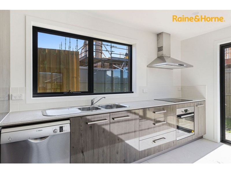 4/9 Maranoa Road, Kingston TAS 7050