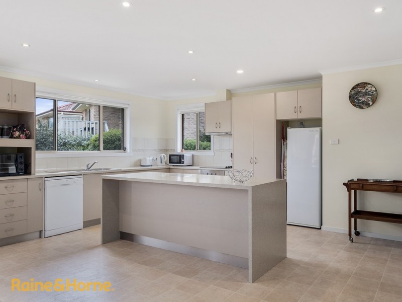 507 Village Drive, Kingston TAS 7050