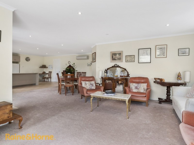 507 Village Drive, Kingston TAS 7050