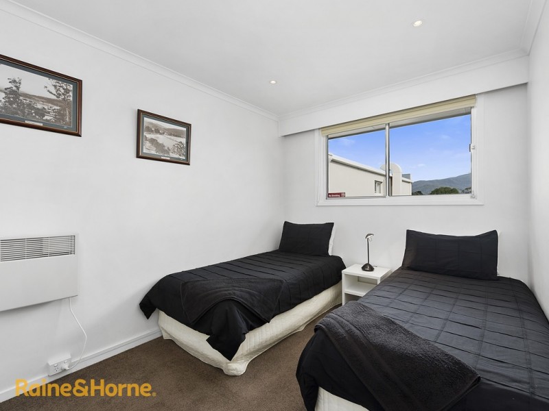 7/1 Beach Road, Kingston Beach TAS 7050