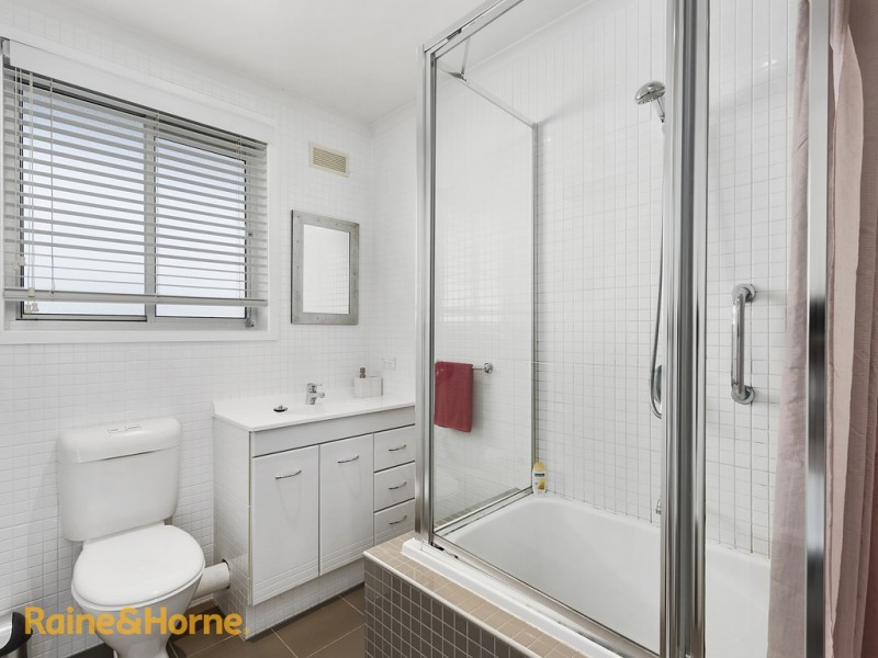 7/1 Beach Road, Kingston Beach TAS 7050