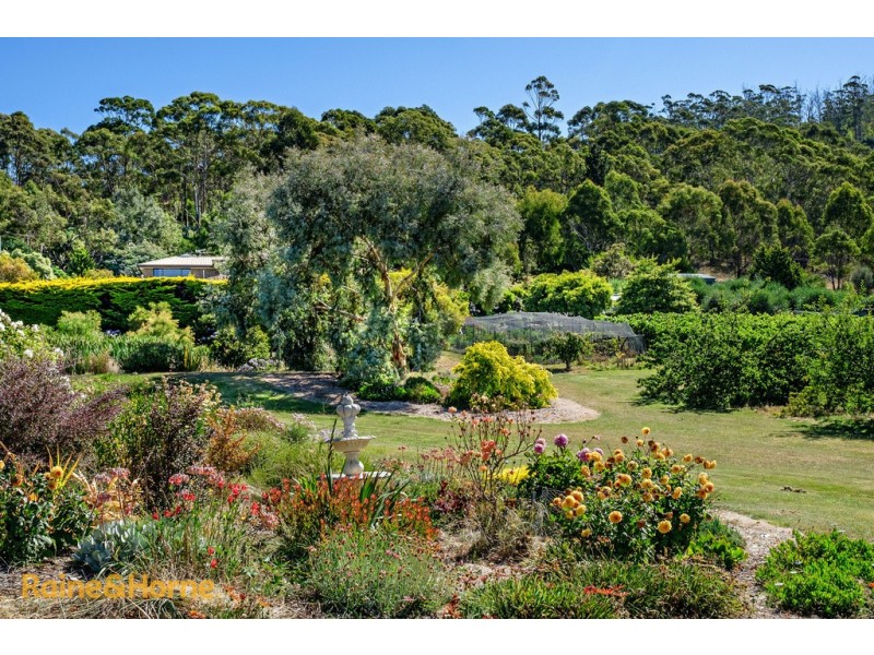 259 Tinderbox Road, Tinderbox TAS 7054