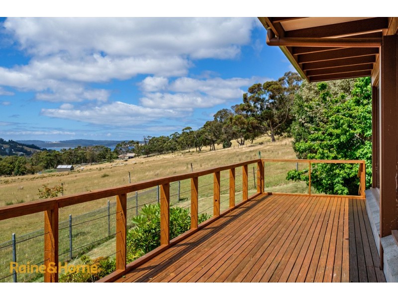 125 Saddle Road, Kettering TAS 7155