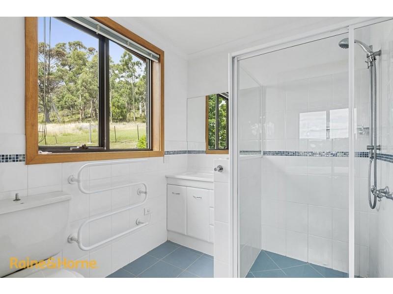 125 Saddle Road, Kettering TAS 7155