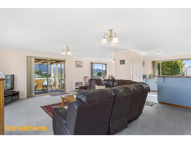306 Redwood Road, Kingston TAS 7050