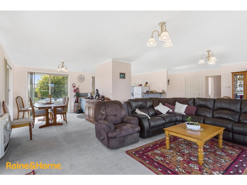 306 Redwood Road, Kingston TAS 7050