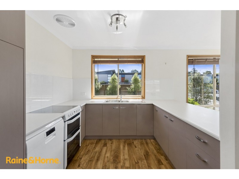 6 Gormley Drive, Kingston TAS 7050