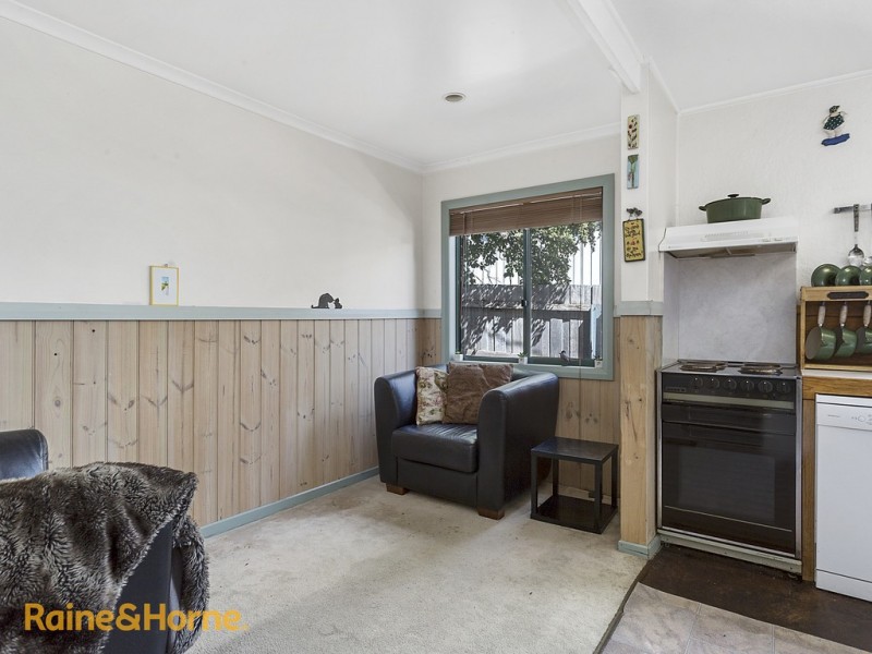 27 Garnett Street, Blackmans Bay TAS 7052