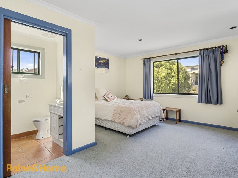 27 Garnett Street, Blackmans Bay TAS 7052