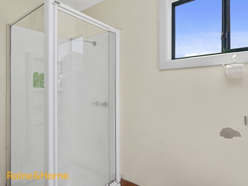 27 Garnett Street, Blackmans Bay TAS 7052