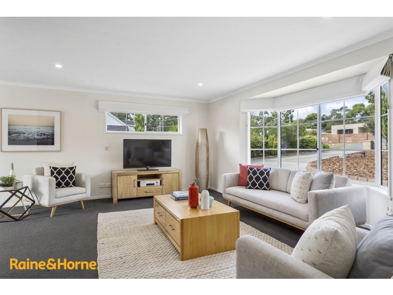 40 Burwood Drive, Blackmans Bay TAS 7052