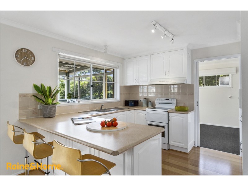 40 Burwood Drive, Blackmans Bay TAS 7052