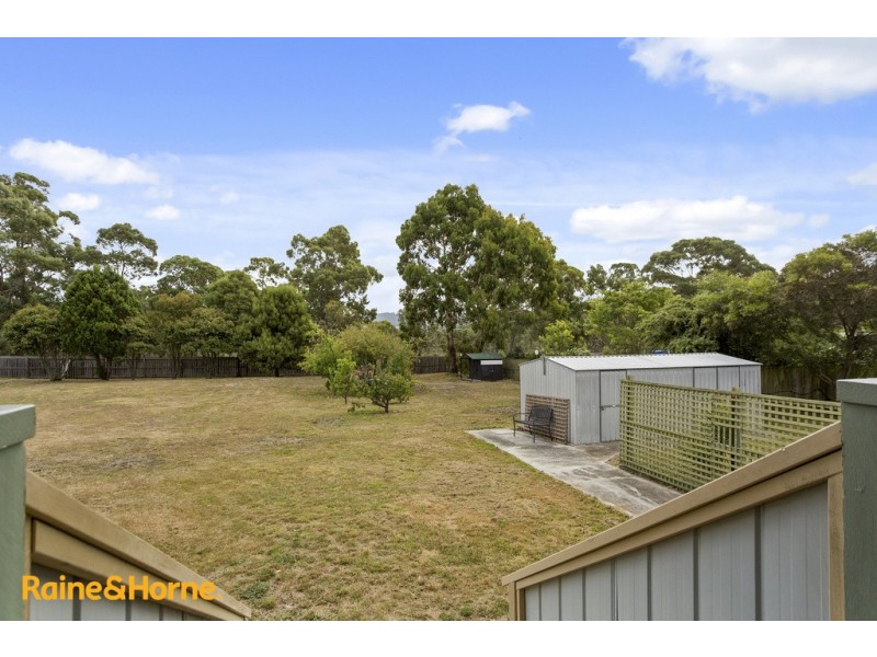 40 Burwood Drive, Blackmans Bay TAS 7052