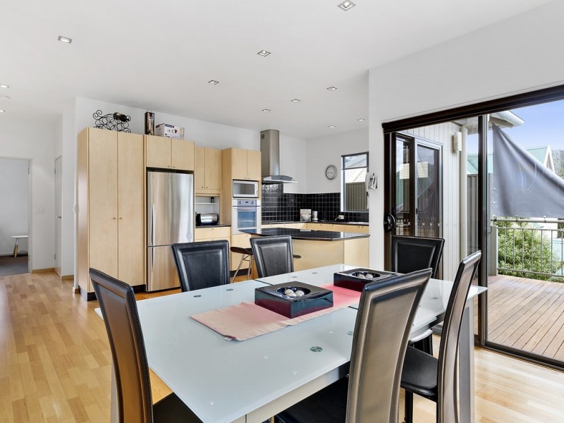 25 Windsor Street, Kingston Beach TAS 7050