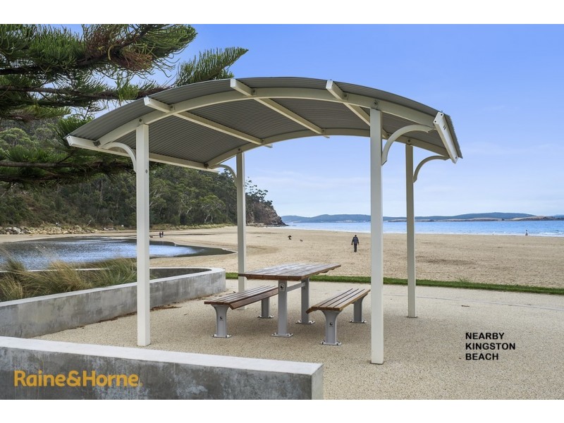 25 Windsor Street, Kingston Beach TAS 7050