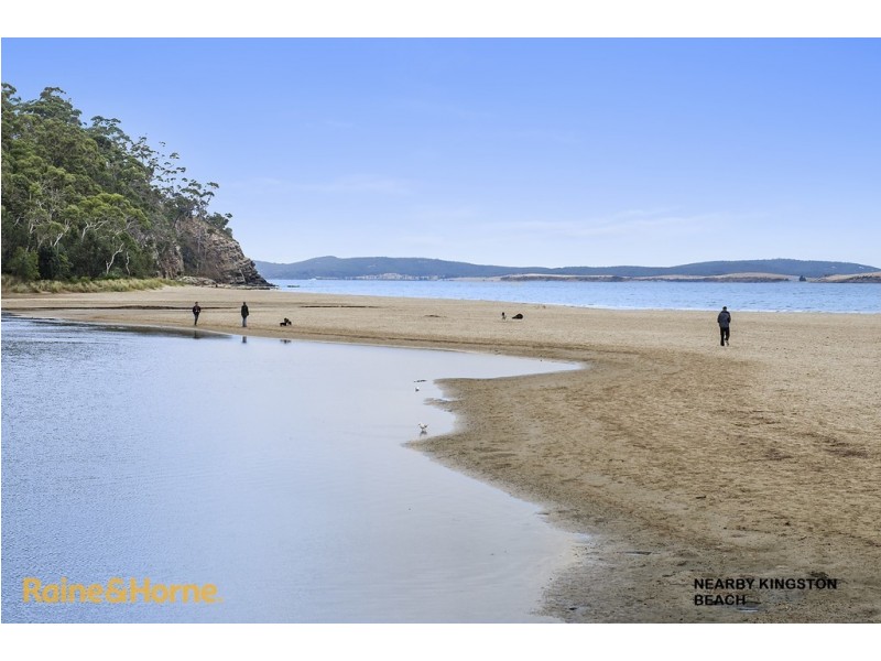 25 Windsor Street, Kingston Beach TAS 7050