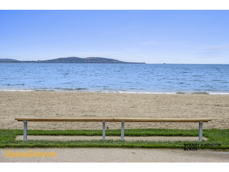25 Windsor Street, Kingston Beach TAS 7050